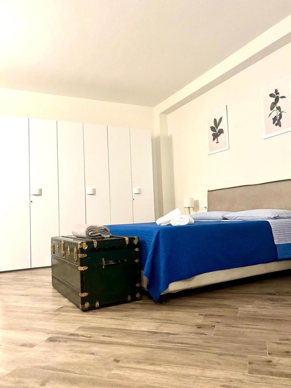 Lu.Lu Suite And Rooms Plasencia Exterior foto